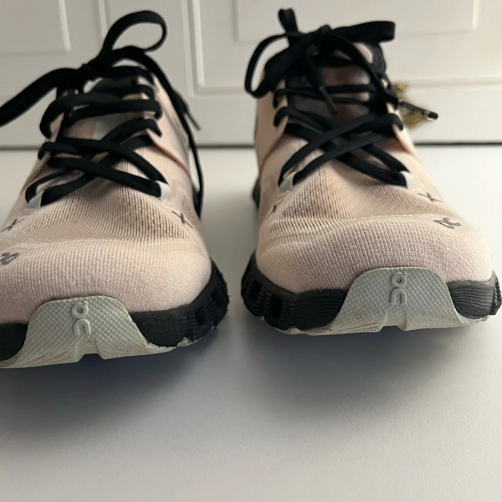 On Running Cloud X 3 fawn magnet Women's biege and Black Athletic Shoes - Picture 3 of 8